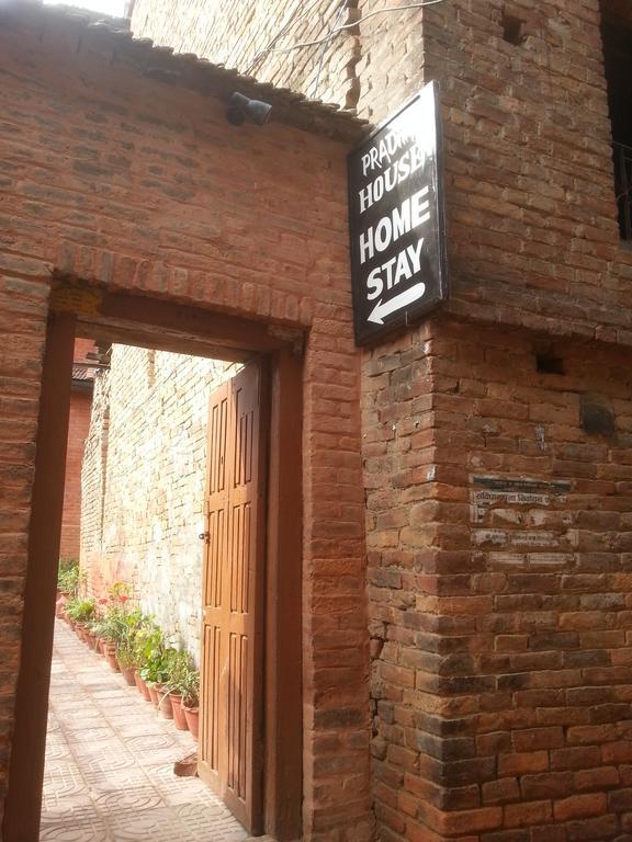 Pradhan House - Home Stay With Garden Bhatgoan 외부 사진