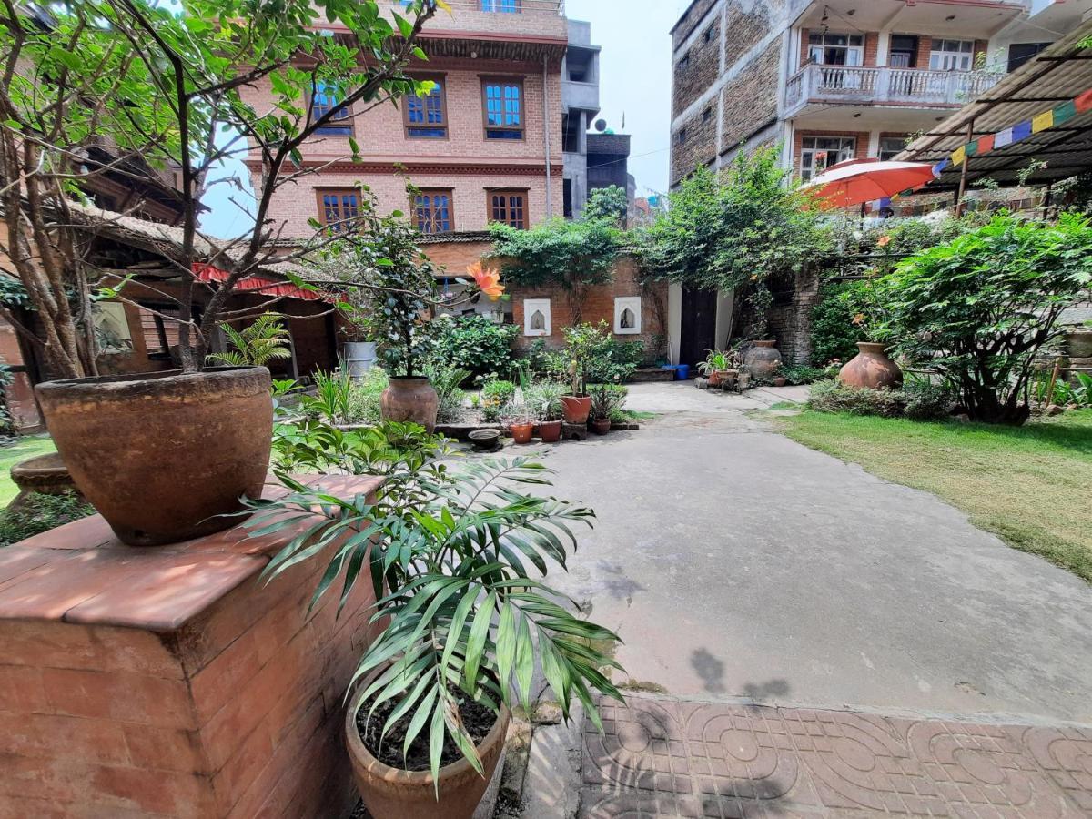 Pradhan House - Home Stay With Garden Bhatgoan 외부 사진