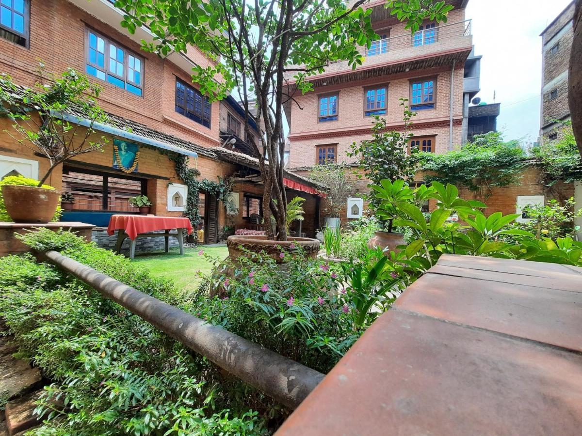 Pradhan House - Home Stay With Garden Bhatgoan 외부 사진