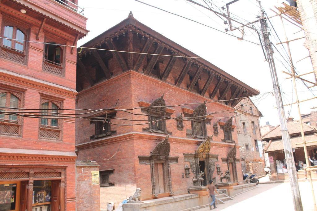 Pradhan House - Home Stay With Garden Bhatgoan 외부 사진