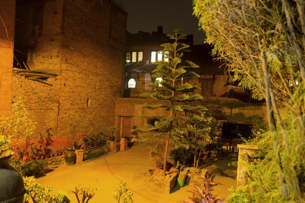 Pradhan House - Home Stay With Garden Bhatgoan 외부 사진