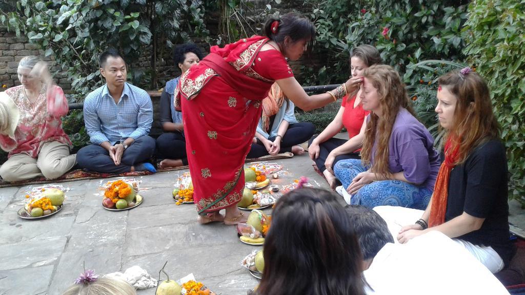 Pradhan House - Home Stay With Garden Bhatgoan 외부 사진