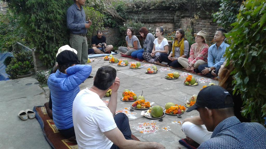 Pradhan House - Home Stay With Garden Bhatgoan 외부 사진